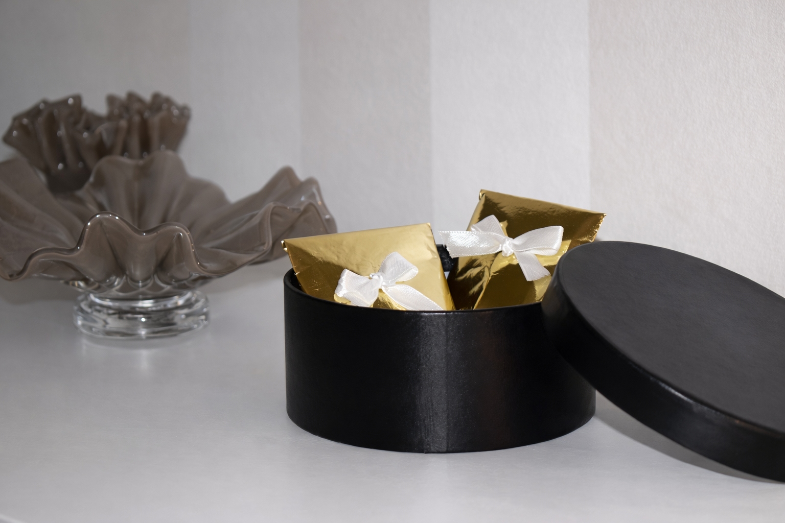 Svart dekorativ låda inspirationsbild